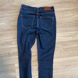 Madewell blue skinny jeans
